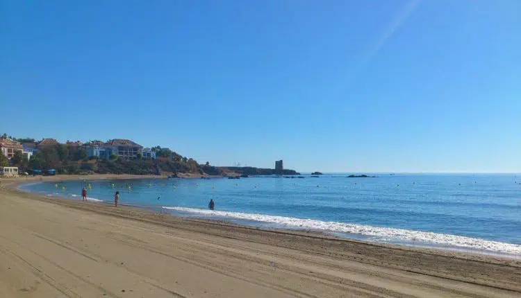 Playa ancha Casares